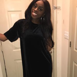 Meet your Posher, Felisha